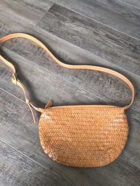 Madewell The Sling Woven Leather Crossbody